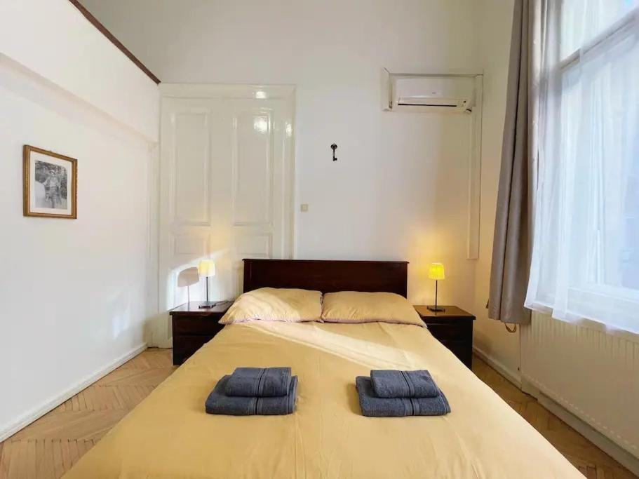 A10 Budapest Center Aparthotel Bagian luar foto