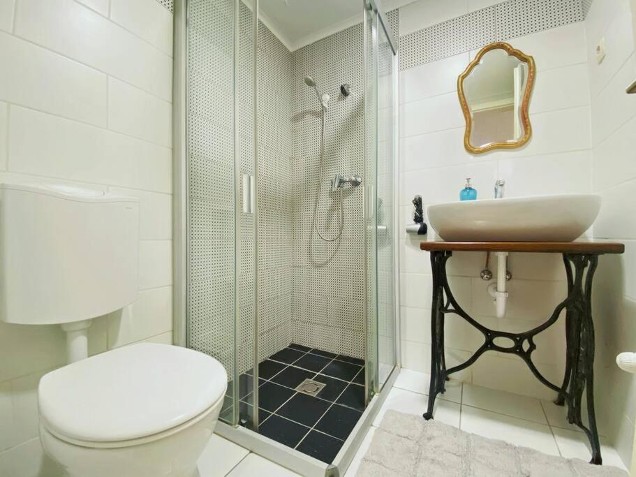 A10 Budapest Center Aparthotel Bagian luar foto
