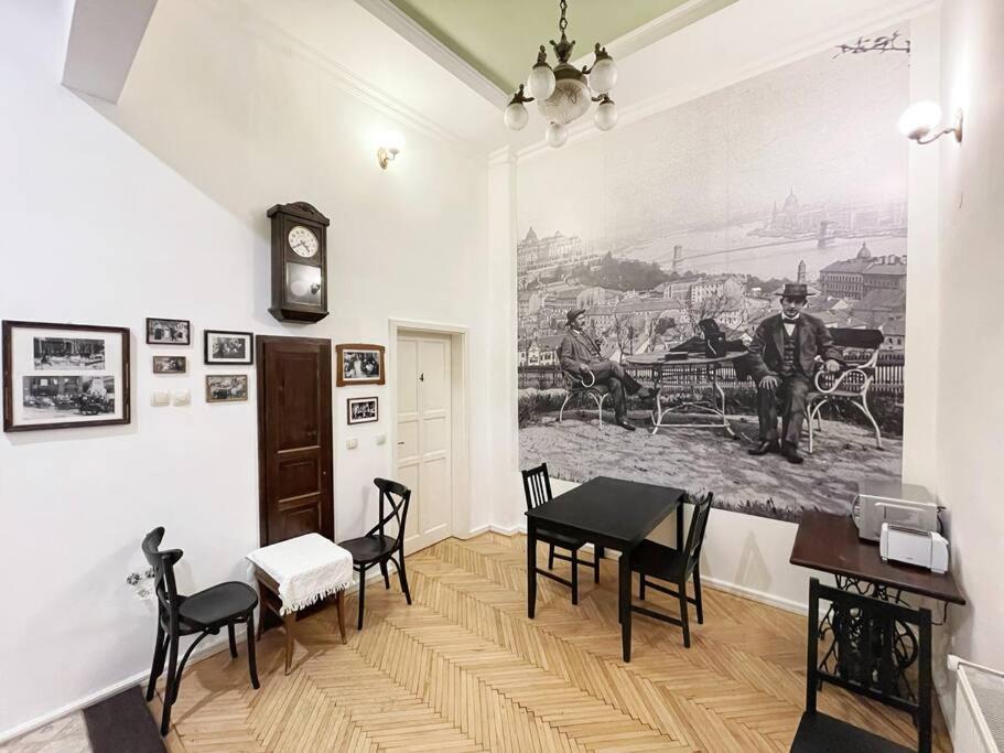 A10 Budapest Center Aparthotel Bagian luar foto