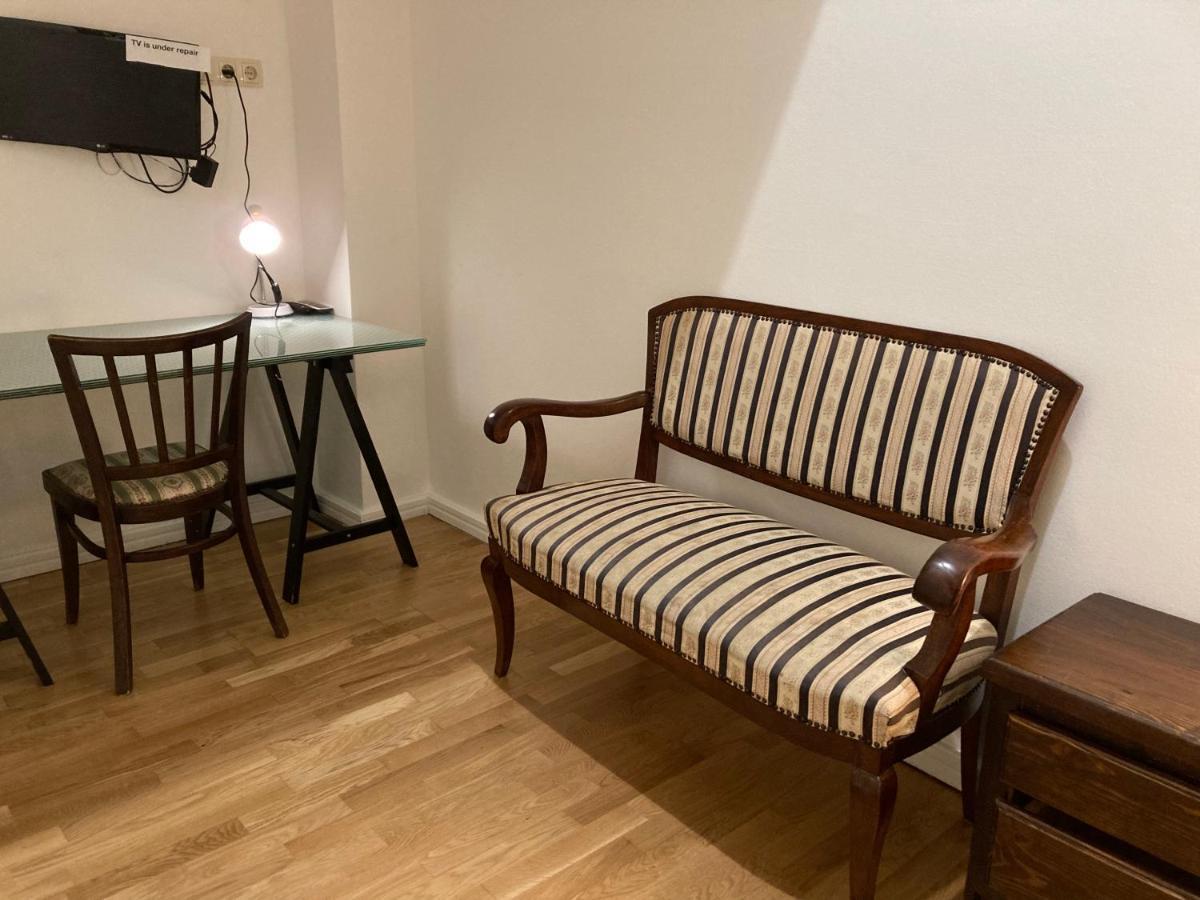 A10 Budapest Center Aparthotel Bagian luar foto