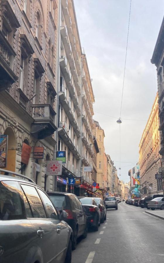 A10 Budapest Center Aparthotel Bagian luar foto