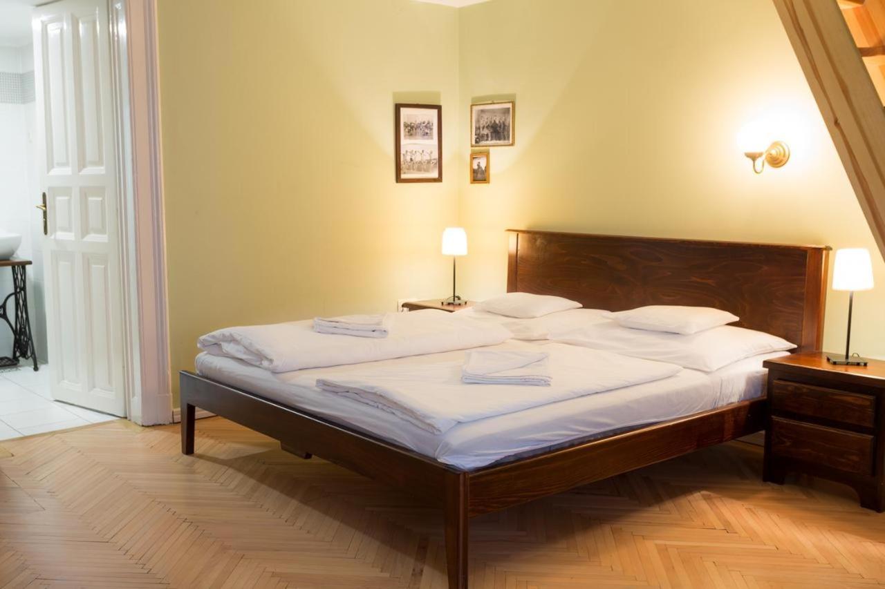 A10 Budapest Center Aparthotel Bagian luar foto