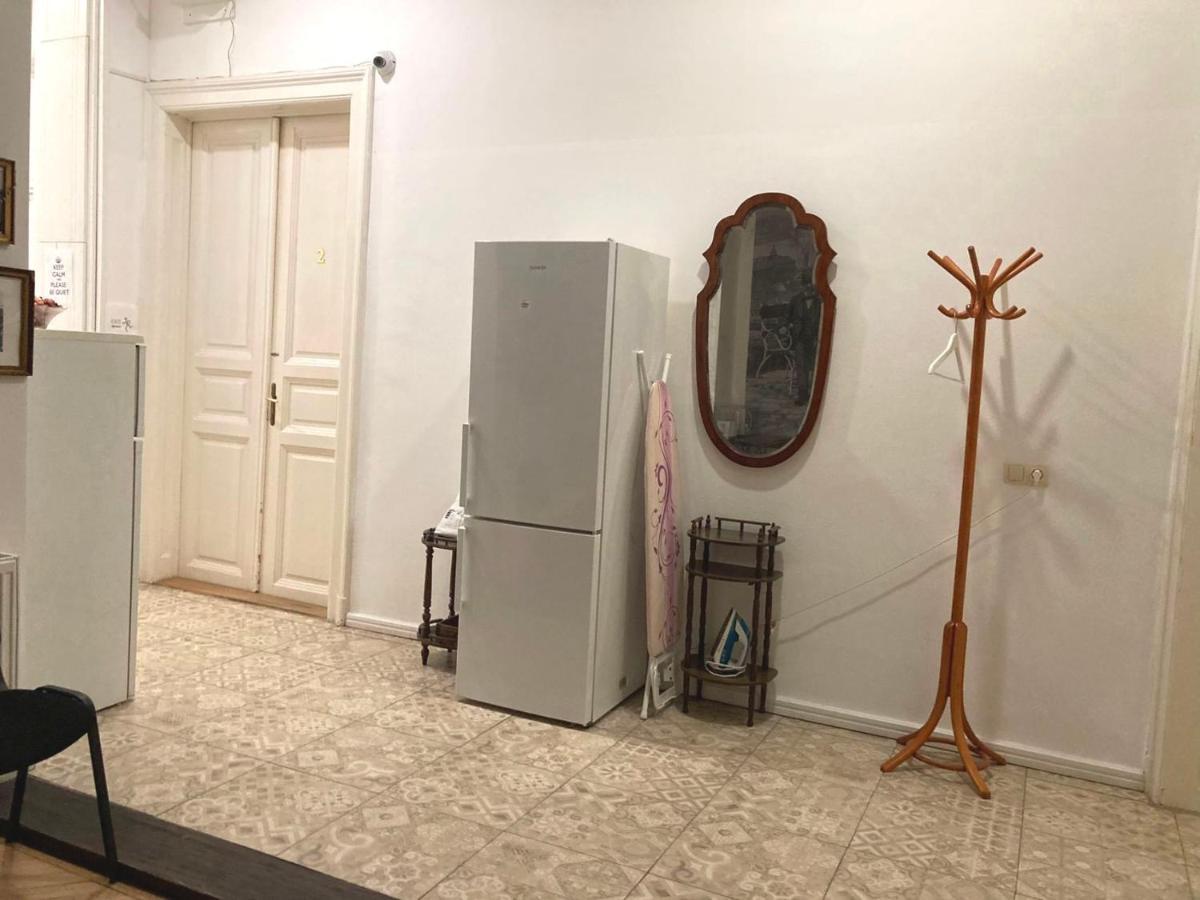 A10 Budapest Center Aparthotel Bagian luar foto